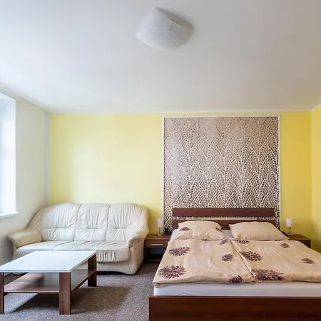 Apartamento Lena Decin